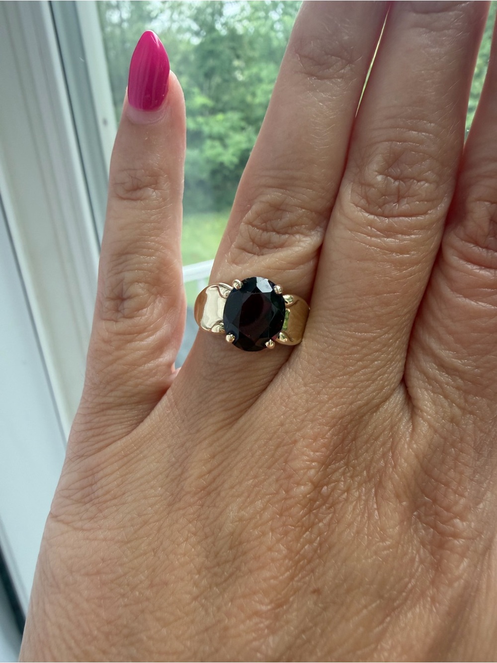 Vintage 10K Yellow Gold Natural oval Garnet Statement Ring